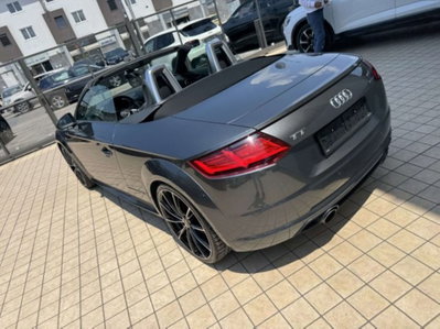 Audi TT Cabrio 2.0 TFSI Design (7)
