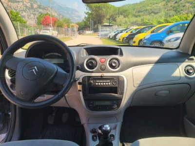 Citroen C3 1.4 HDi 70 Exclusive (14)