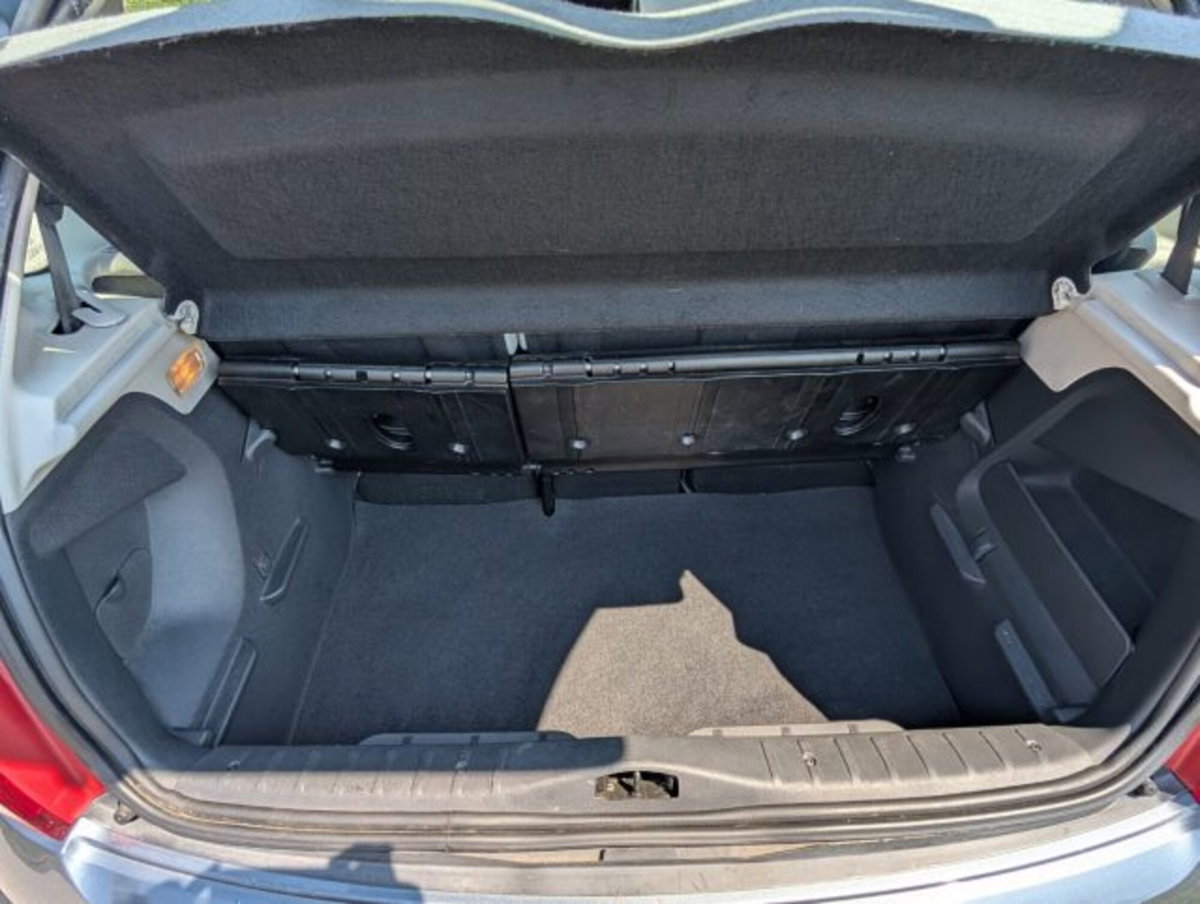 Citroen C3 1.4 HDi 70 Exclusive (9)
