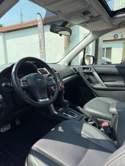 Subaru Forester 2.0i Lineartronic XT Navi (9)