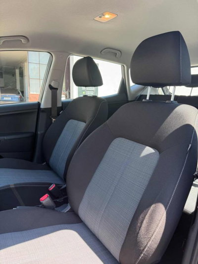 Kia Venga 1.4 CVVT Cool (10)