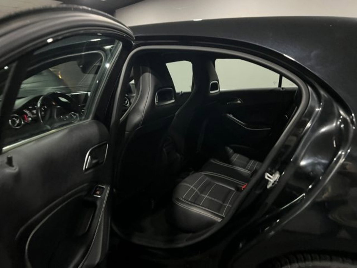 Mercedes-Benz Classe A 180 CDI Sport (10)