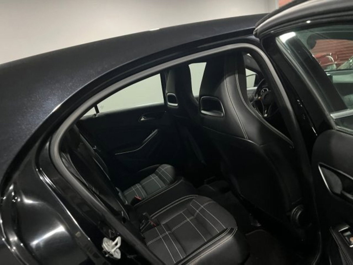 Mercedes-Benz Classe A 180 CDI Sport (11)
