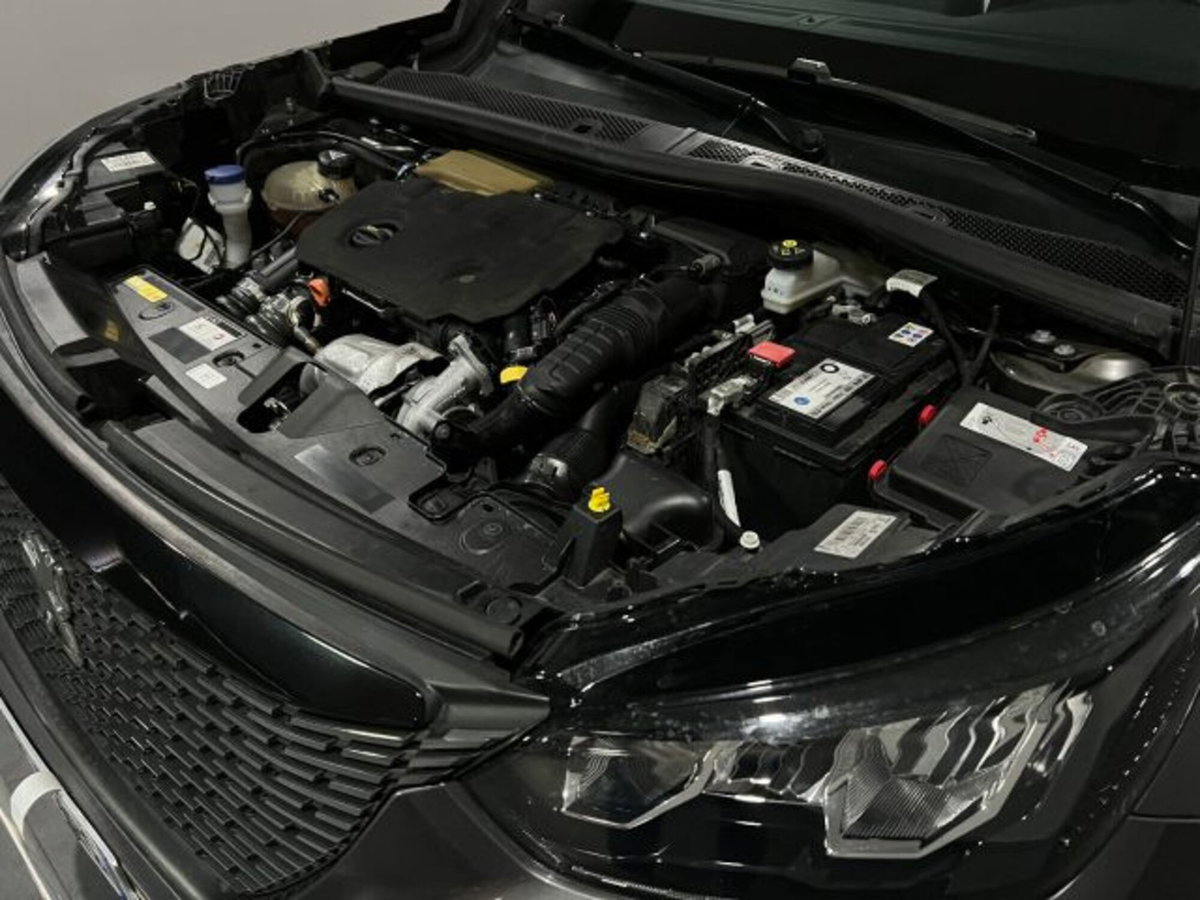 Peugeot 2008 BlueHDi 130 S&S EAT8 Allure Pack (13)