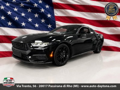 Ford Mustang Coupé Fastback 2.3 EcoBoost (2)