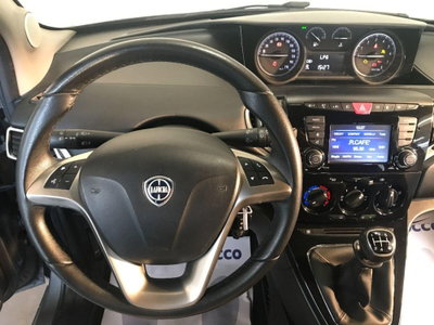 Lancia Ypsilon 1.2 69 CV 5 porte GPL Ecochic Gold (8)