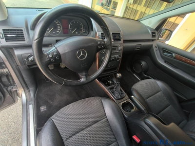 Mercedes-Benz Classe A 160 BlueEFFICIENCY Style (10)