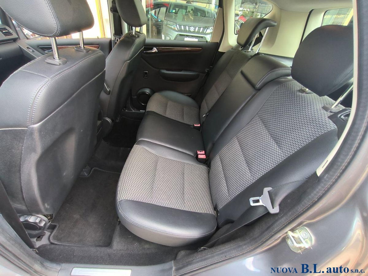 Mercedes-Benz Classe A 160 BlueEFFICIENCY Style (7)