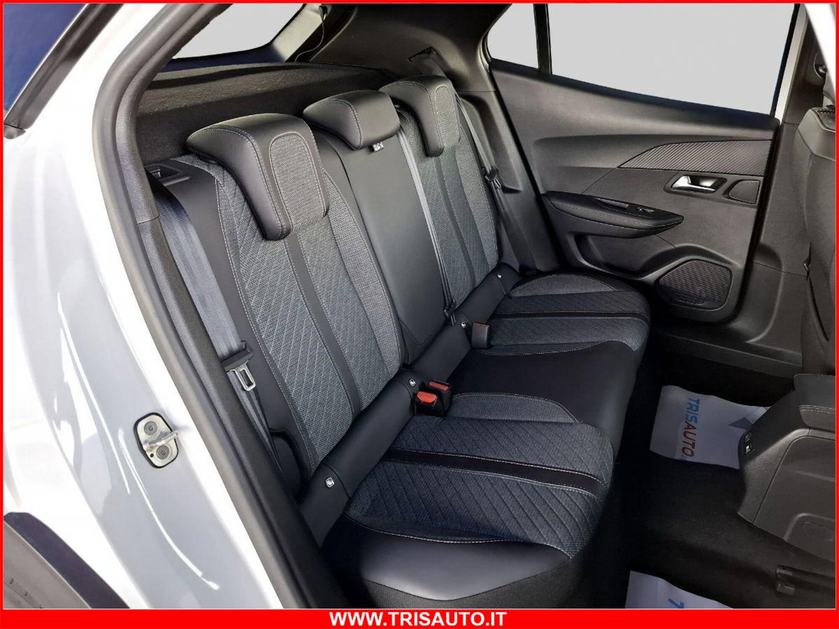 Peugeot 2008 1.2 hybrid Allure 145cv e-dcs6 (10)