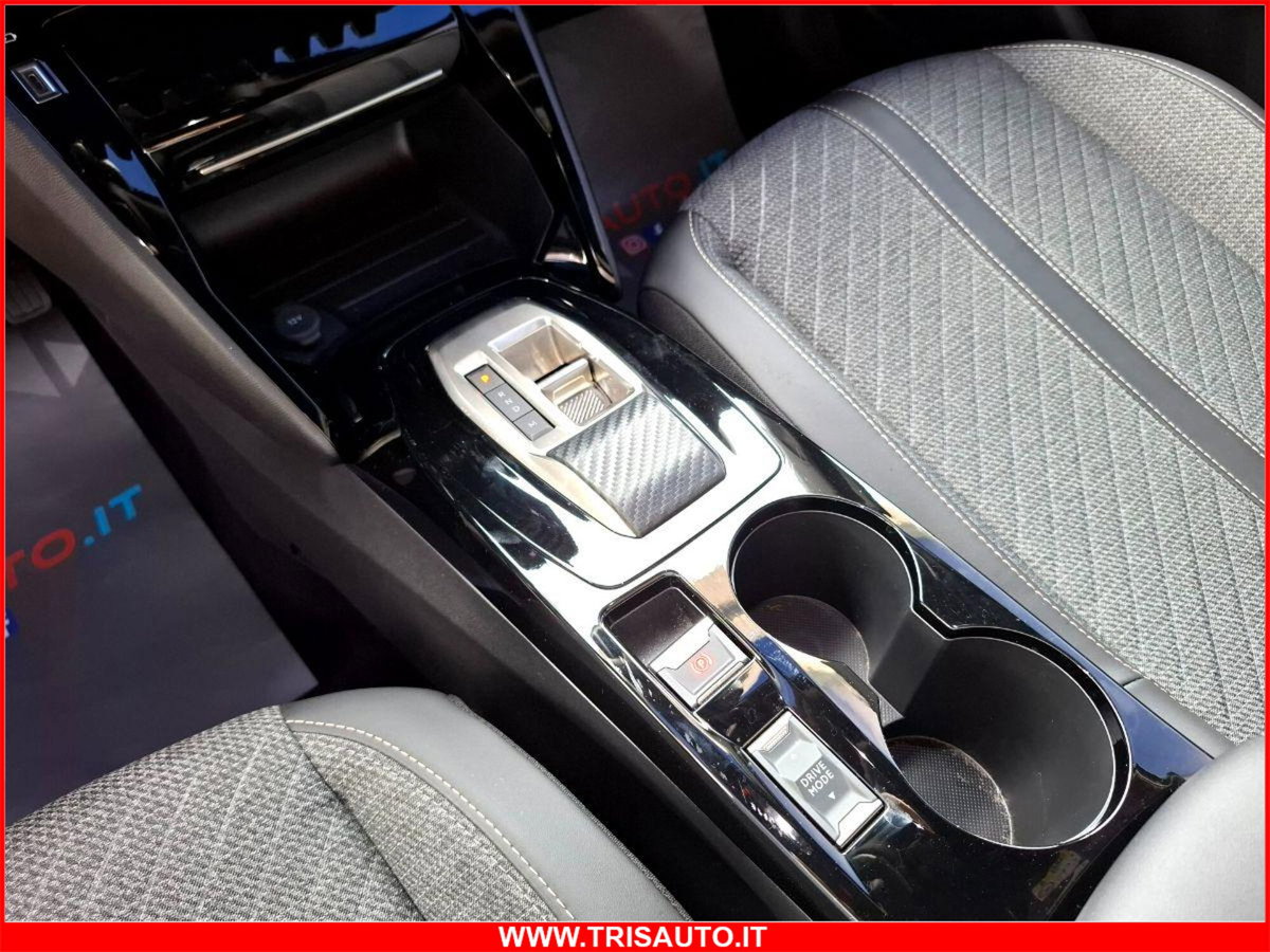 Peugeot 2008 1.2 hybrid Allure 145cv e-dcs6 (18)
