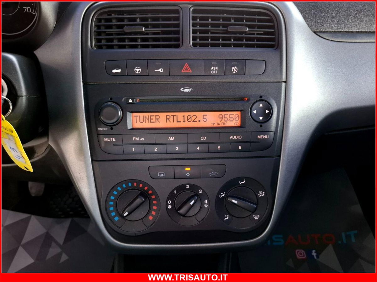 Fiat Grande Punto 1.3 MJT 75 CV 5 porte S&S Actual (7)