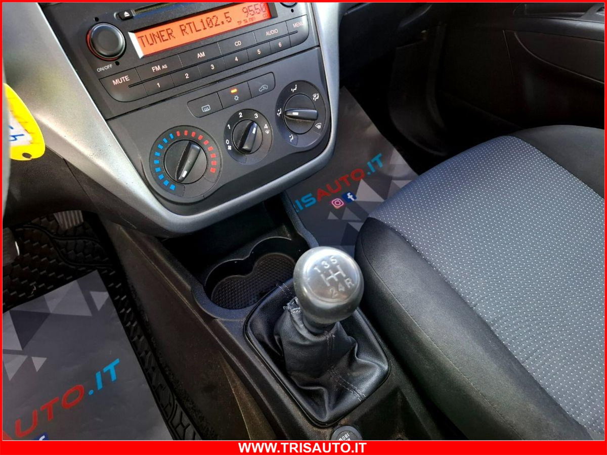 Fiat Grande Punto 1.3 MJT 75 CV 5 porte S&S Actual (8)