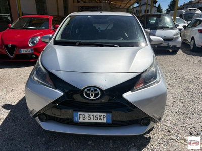 Toyota Aygo 1.0 12V VVT-i 5 porte usata