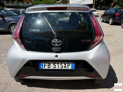 Toyota Aygo 1.0 12V VVT-i 5 porte (4)
