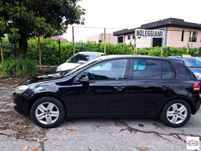 Volkswagen Golf 1.6 TDI DPF 5p. Comfortline (9)