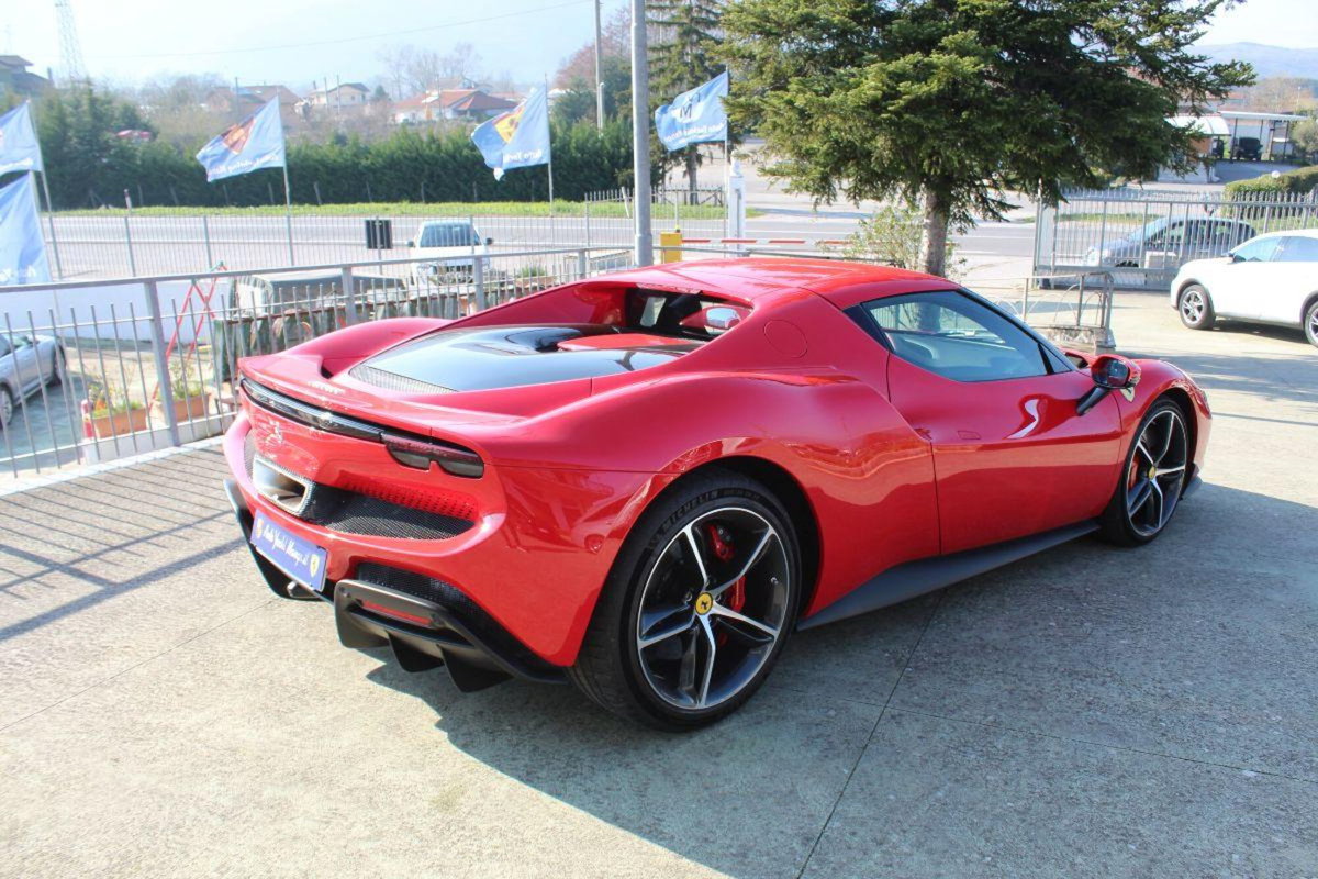 Ferrari 296 Coupé 3.0 GTB (5)