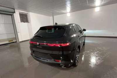 Alfa Romeo Tonale 1.3 phev Veloce Q4 280cv at6 (4)
