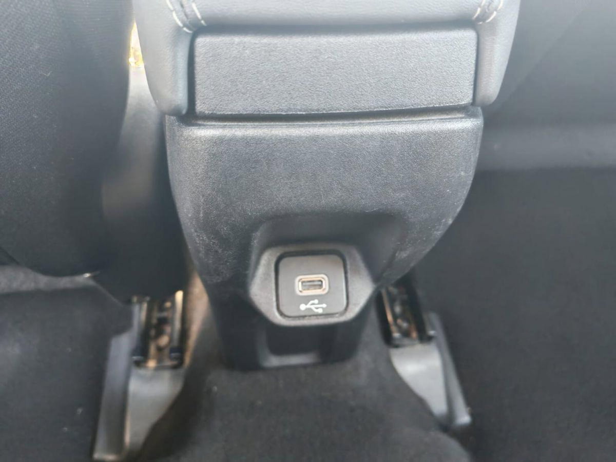 Jeep Renegade 1.3 T4 240CV PHEV 4xe AT6 S (12)