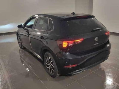 Volkswagen Polo 1.0 tsi Edition 95cv dsg (6)