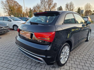 Audi A1 1.2 TFSI Attraction (10)