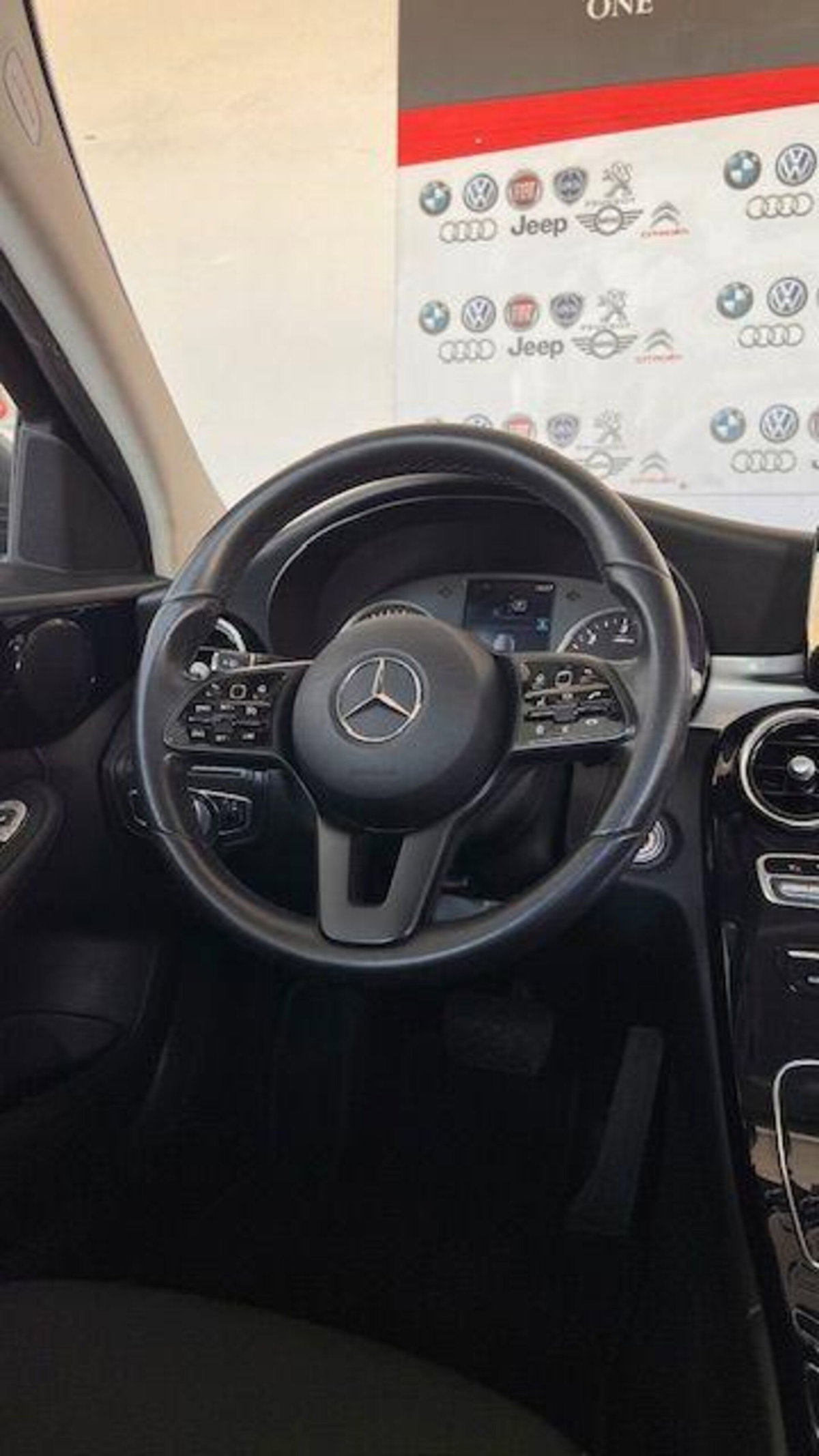 Mercedes-Benz Classe C 180 d Auto Executive (11)