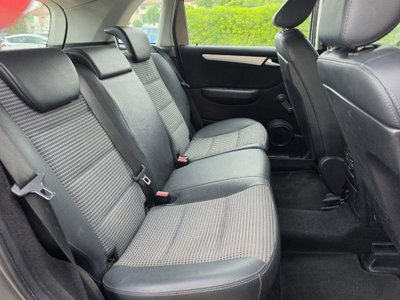 Mercedes-Benz Classe B 180 CDI Sport (20)