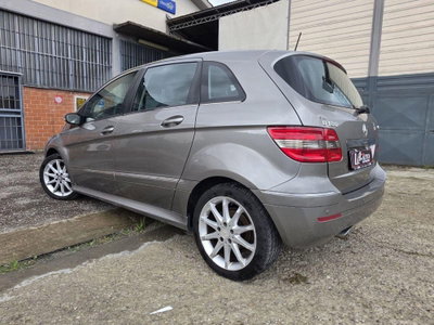 Mercedes-Benz Classe B 180 CDI Sport (4)