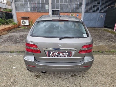 Mercedes-Benz Classe B 180 CDI Sport (5)