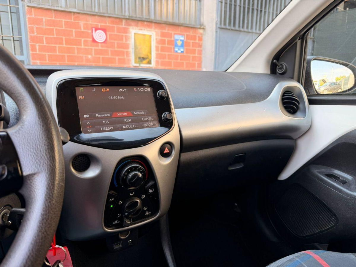 Peugeot 108 68 5 porte Allure (14)