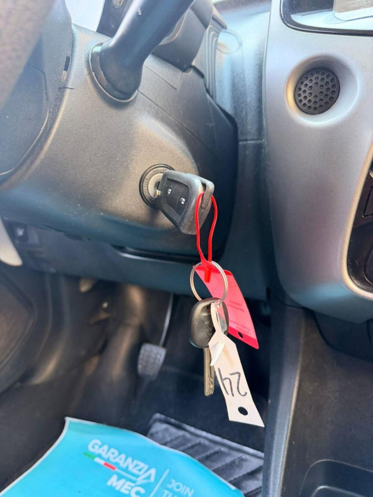 Peugeot 108 68 5 porte Allure (18)