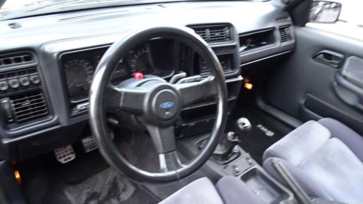 Ford Sierra 4 porte 4x4 Cosworth (14)
