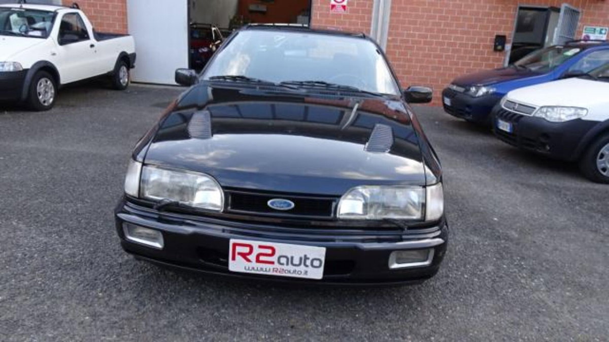 Ford Sierra 4 porte 4x4 Cosworth (4)