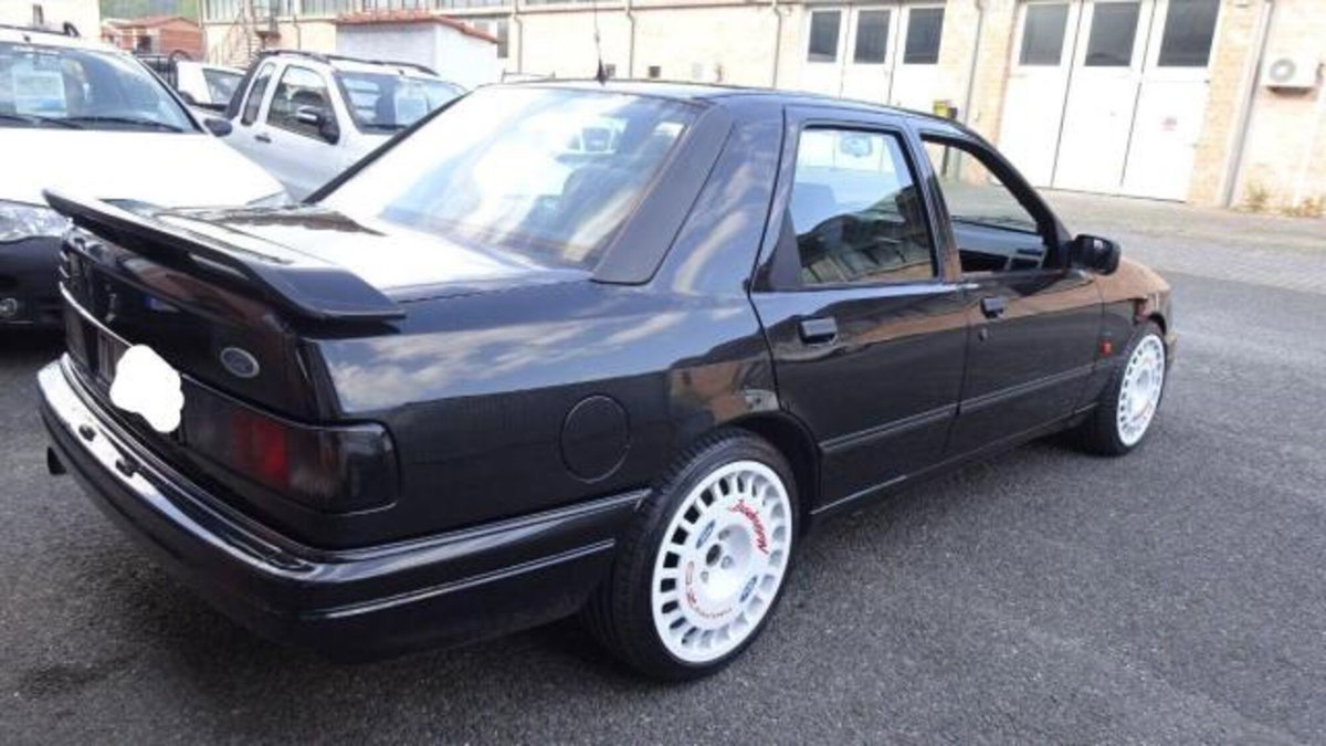 Ford Sierra 4 porte 4x4 Cosworth (7)