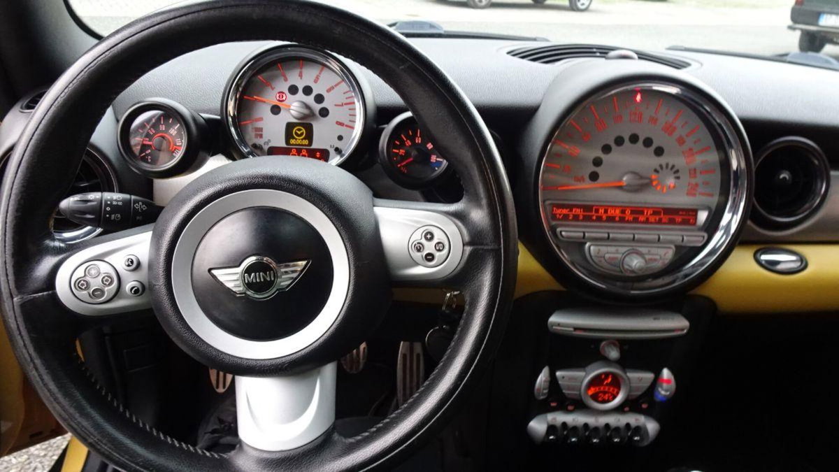 MINI Mini 1.6 16V Cooper S (19)