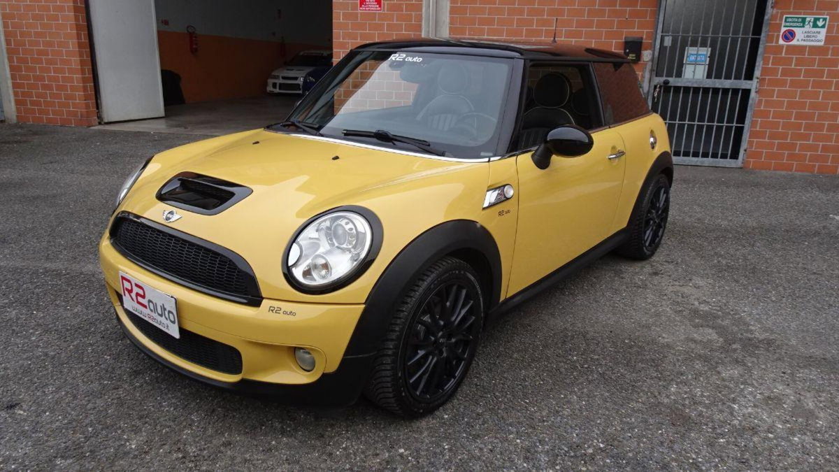 MINI Mini 1.6 16V Cooper S (3)