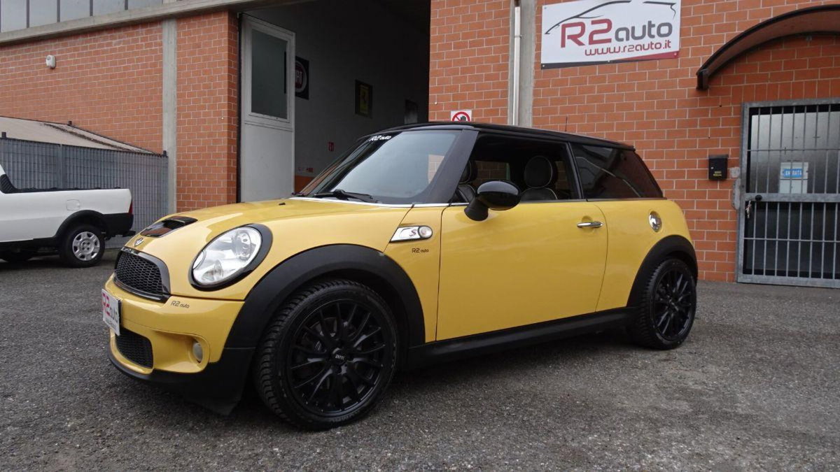 MINI Mini 1.6 16V Cooper S (4)