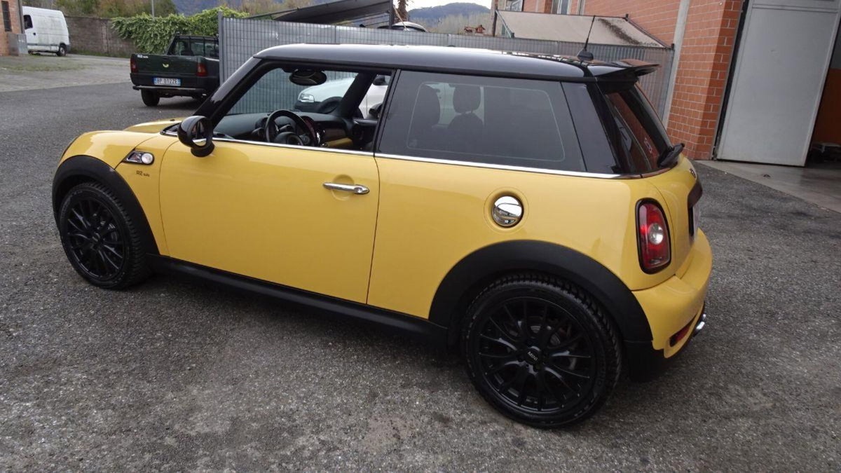 MINI Mini 1.6 16V Cooper S (7)
