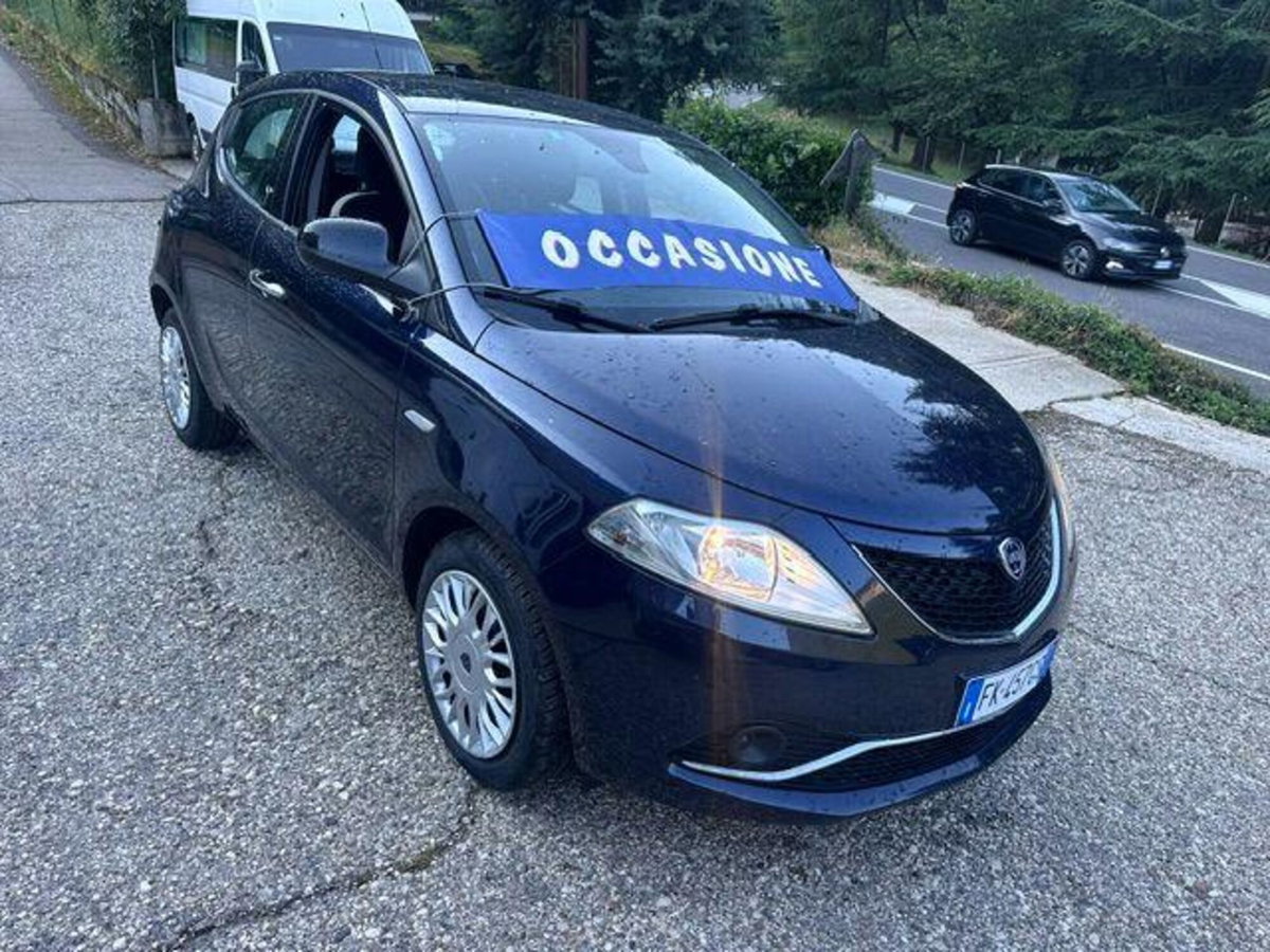 Lancia Ypsilon 1.3 MJT 16V 95 CV 5 porte S&S Opening Edition (2)