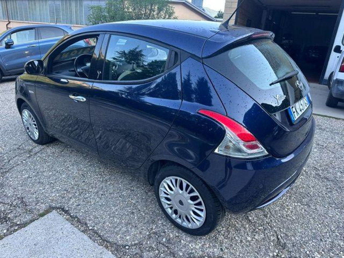 Lancia Ypsilon 1.3 MJT 16V 95 CV 5 porte S&S Opening Edition (4)