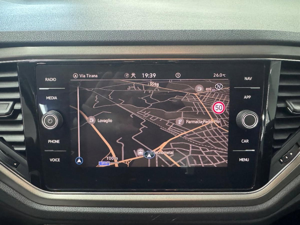 Volkswagen T-Roc 2.0 TDI SCR 150 CV DSG Business BlueMotion Technology (12)