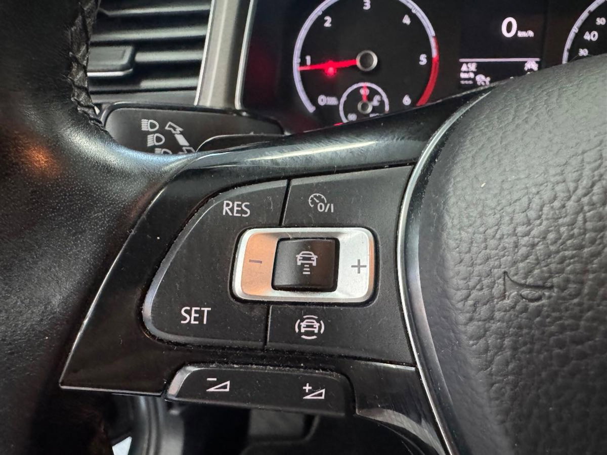 Volkswagen T-Roc 2.0 TDI SCR 150 CV DSG Business BlueMotion Technology (15)