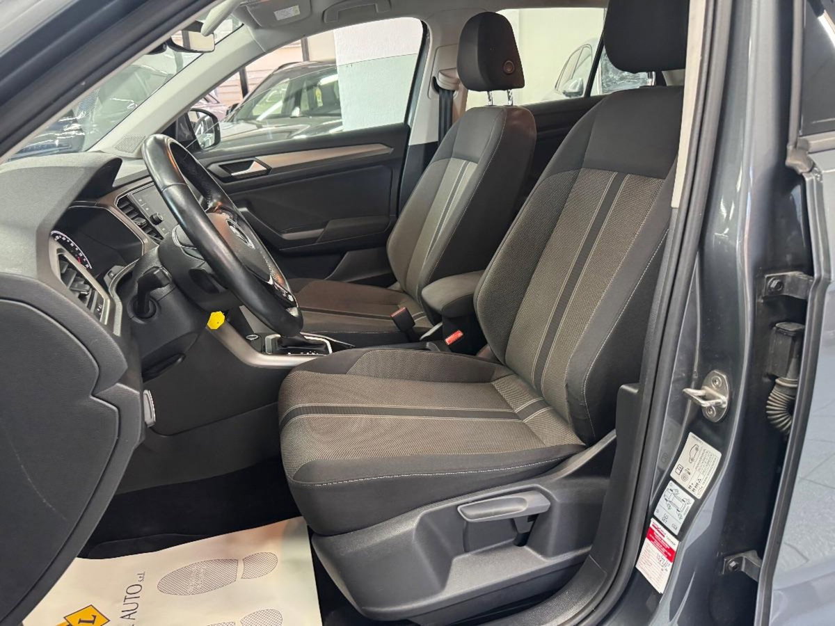 Volkswagen T-Roc 2.0 TDI SCR 150 CV DSG Business BlueMotion Technology (9)