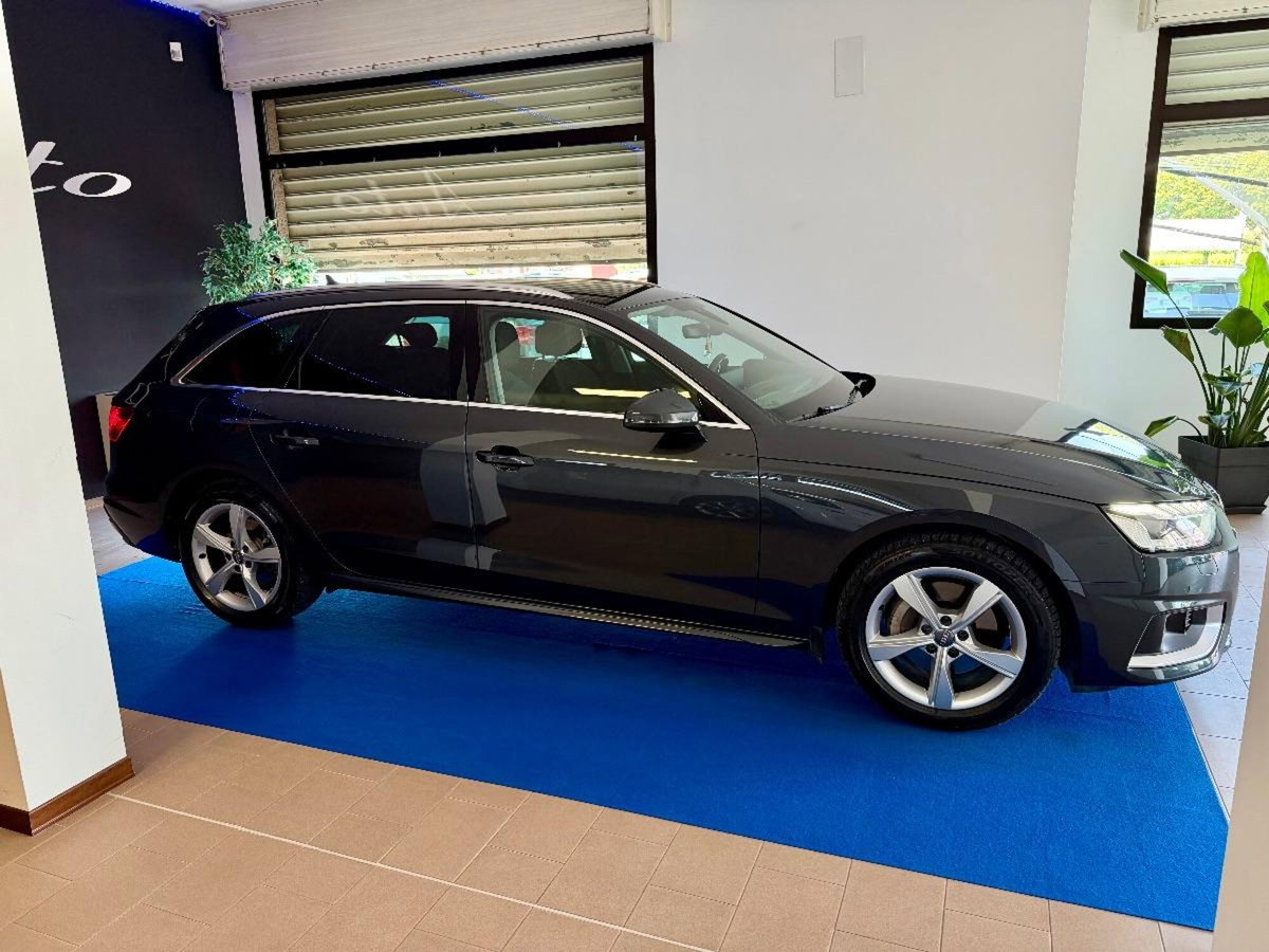 Audi A4 40 TDI quattro S tronic Business (5)
