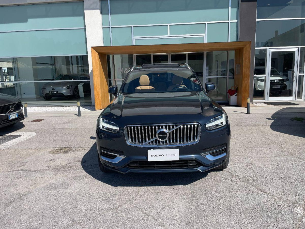 Volvo XC90 B5 (d) AWD automatico 7 posti Plus Bright (2)