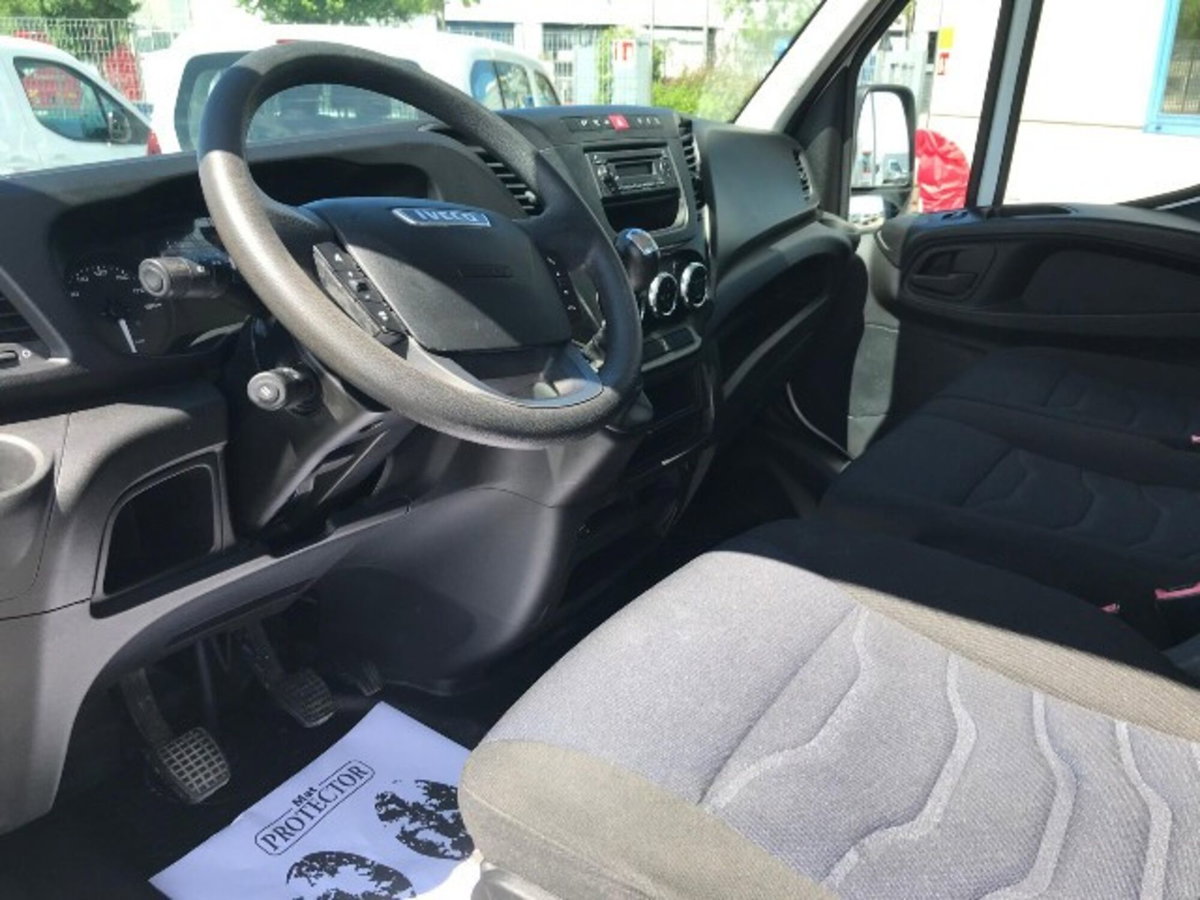 Iveco Daily Telaio 35C14 BTor 2.3 HPT PLM-RG Cabinato (11)