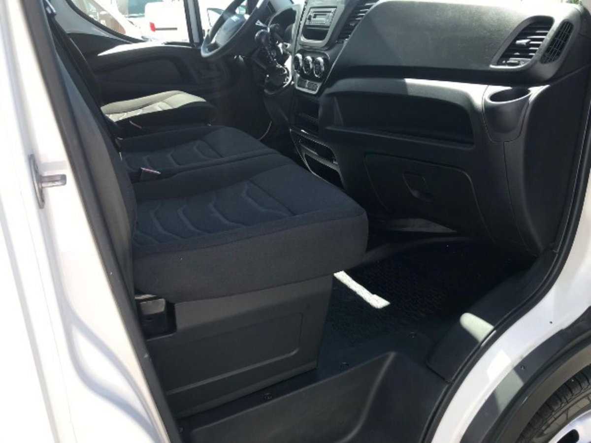 Iveco Daily Telaio 35C14 BTor 2.3 HPT PLM-RG Cabinato (14)