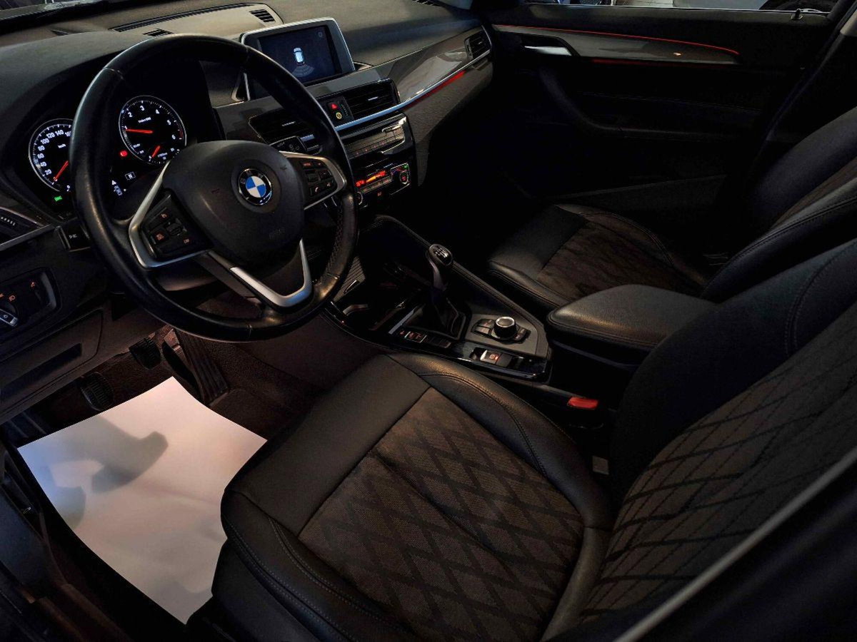 BMW X1 sDrive16d xLine Plus (10)