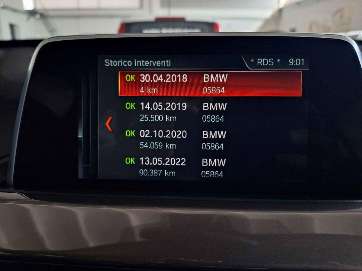BMW X1 sDrive16d xLine Plus (16)