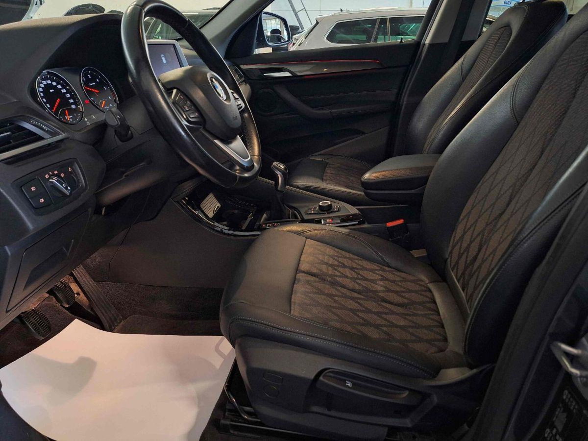 BMW X1 sDrive16d xLine Plus (9)