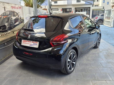 Peugeot 208 BlueHDi 100 Stop&Start 5 porte GT Line (3)